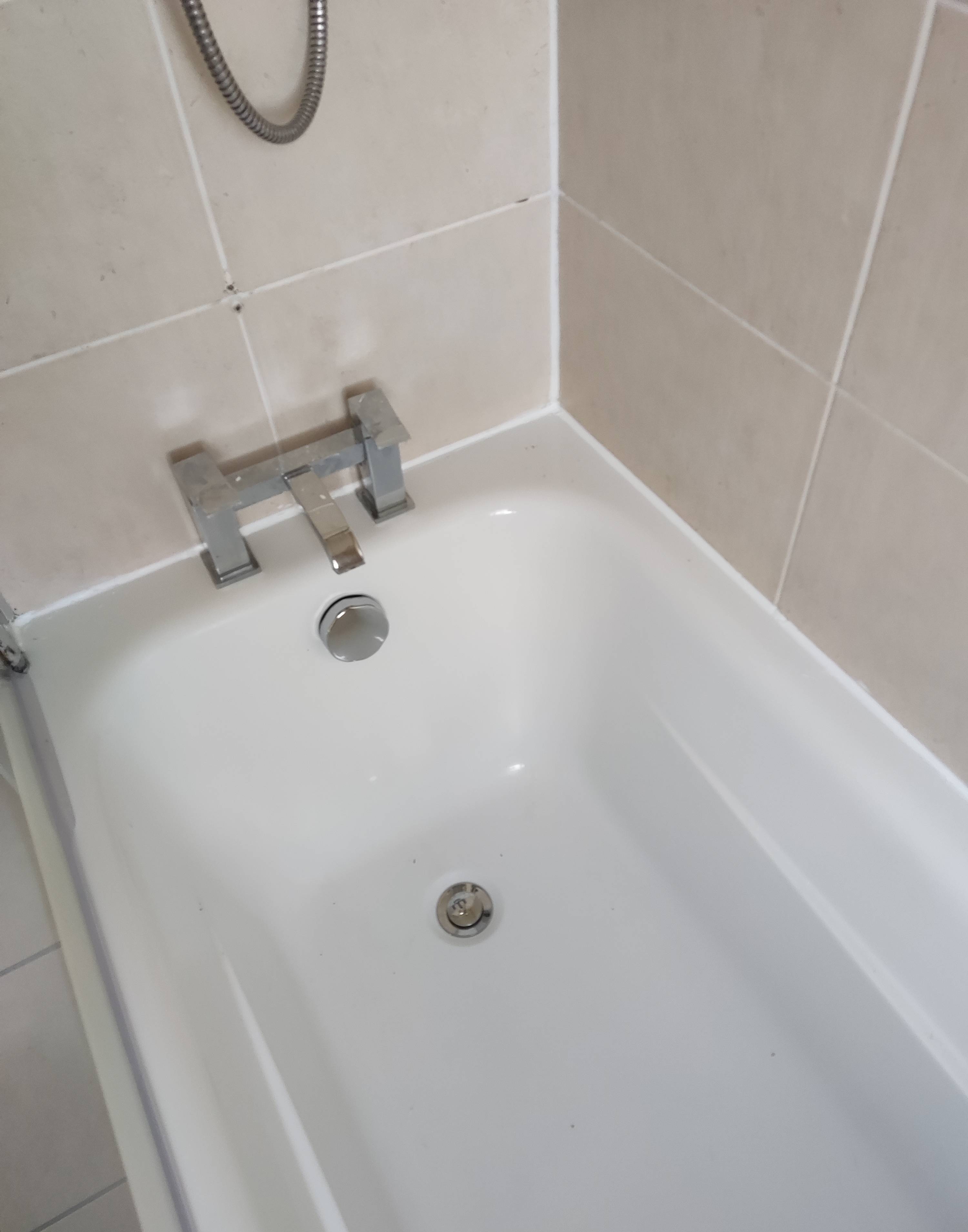 Mastic sealing